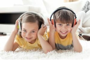 Dino Lingo chansons langues étrangères en ligne pour enfant